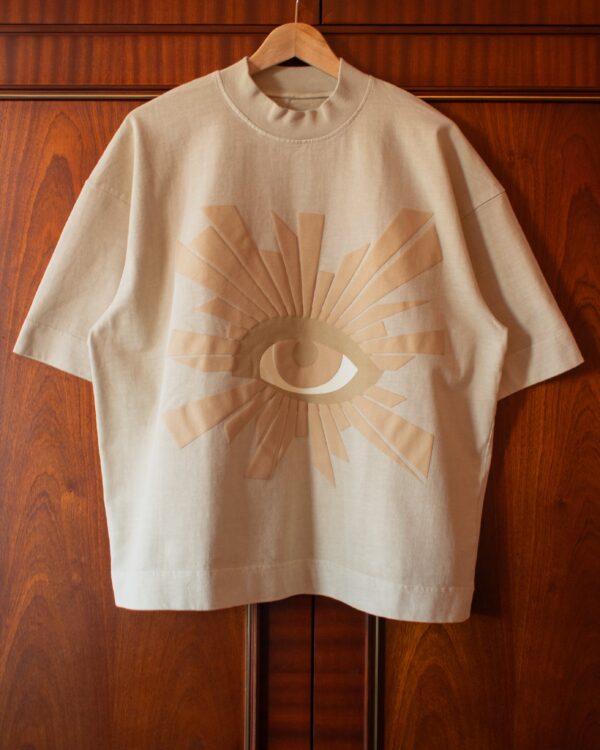 All-Seeing Heavyweight Tee in Sahara